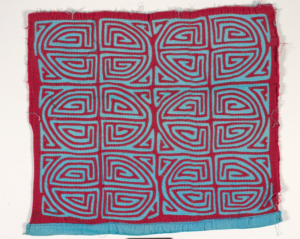 Gömlek paneli (mola) (aplikeli pamuklu) by Kuna Indian Culture