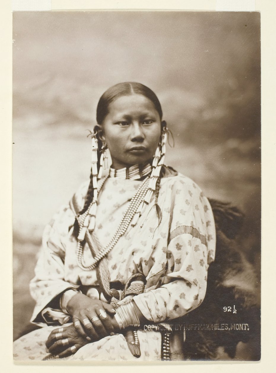 Benekli Geyik yavrusu, Cheyenne gelini, 1879. by Laton Alton Huffman