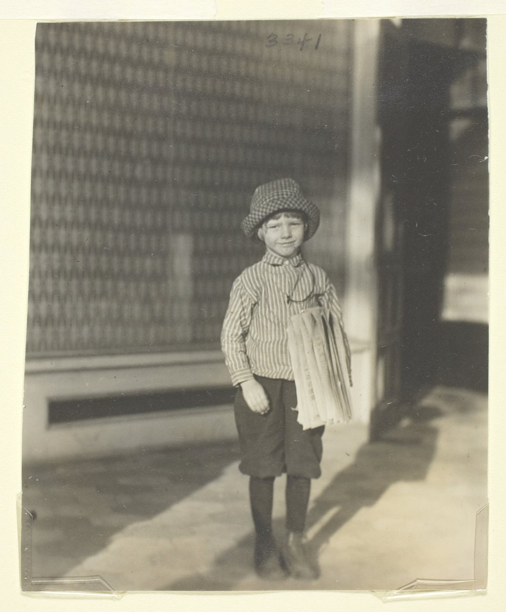  by Lewis Wickes Hine