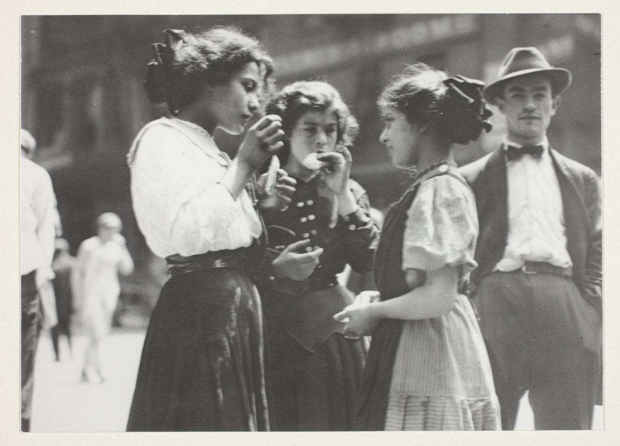  by Lewis Wickes Hine