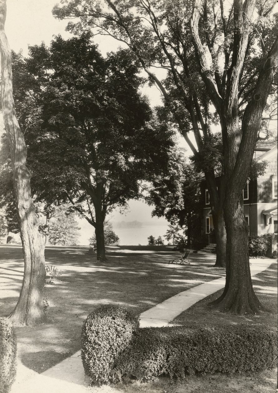İsimsiz, ca. 1935. by Lewis Wickes Hine