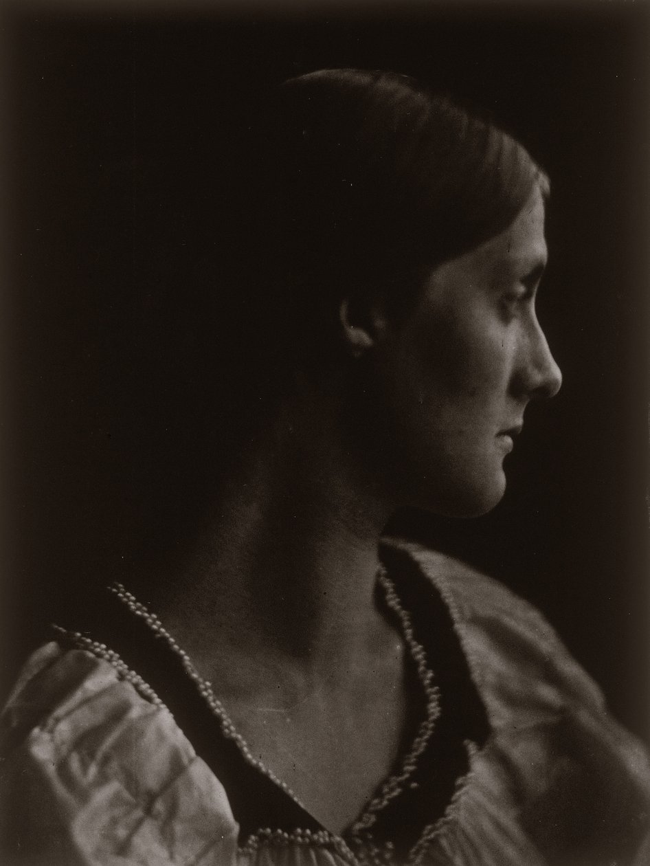 Julia Jackson, küçük profil