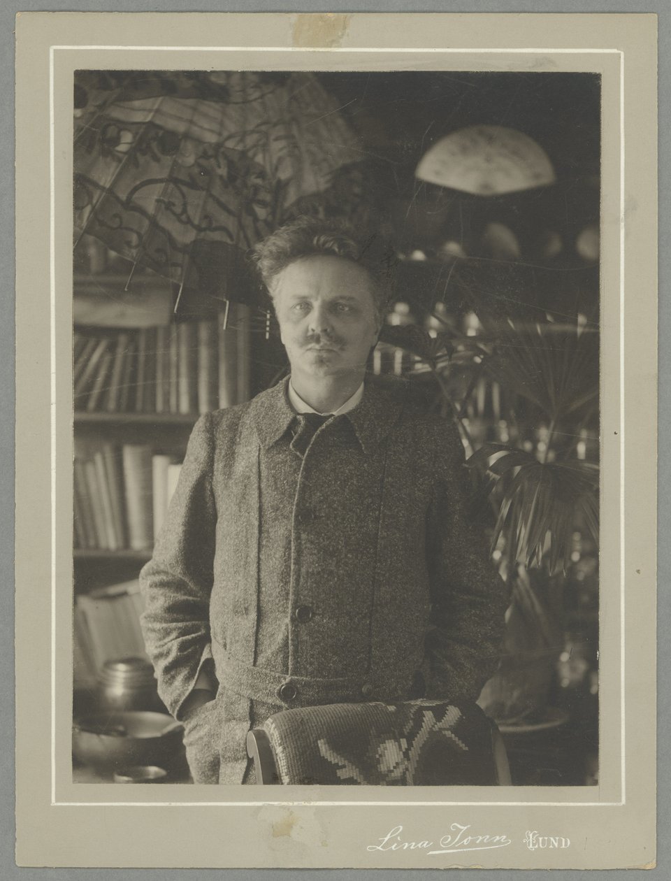 Ağustos Strindberg by Lina Jonn