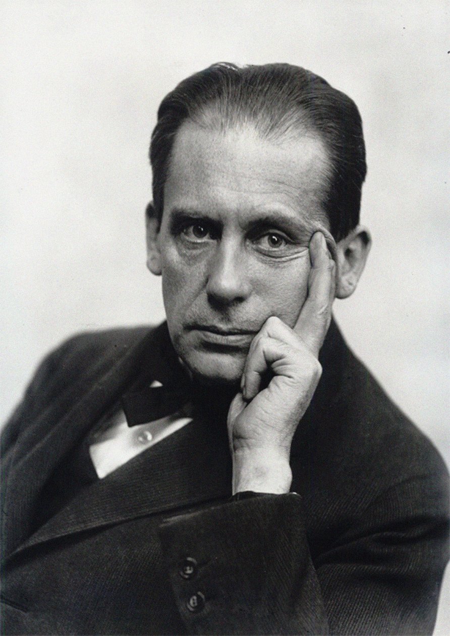 Walter Gropius, 1919 civarı. by Louis Held
