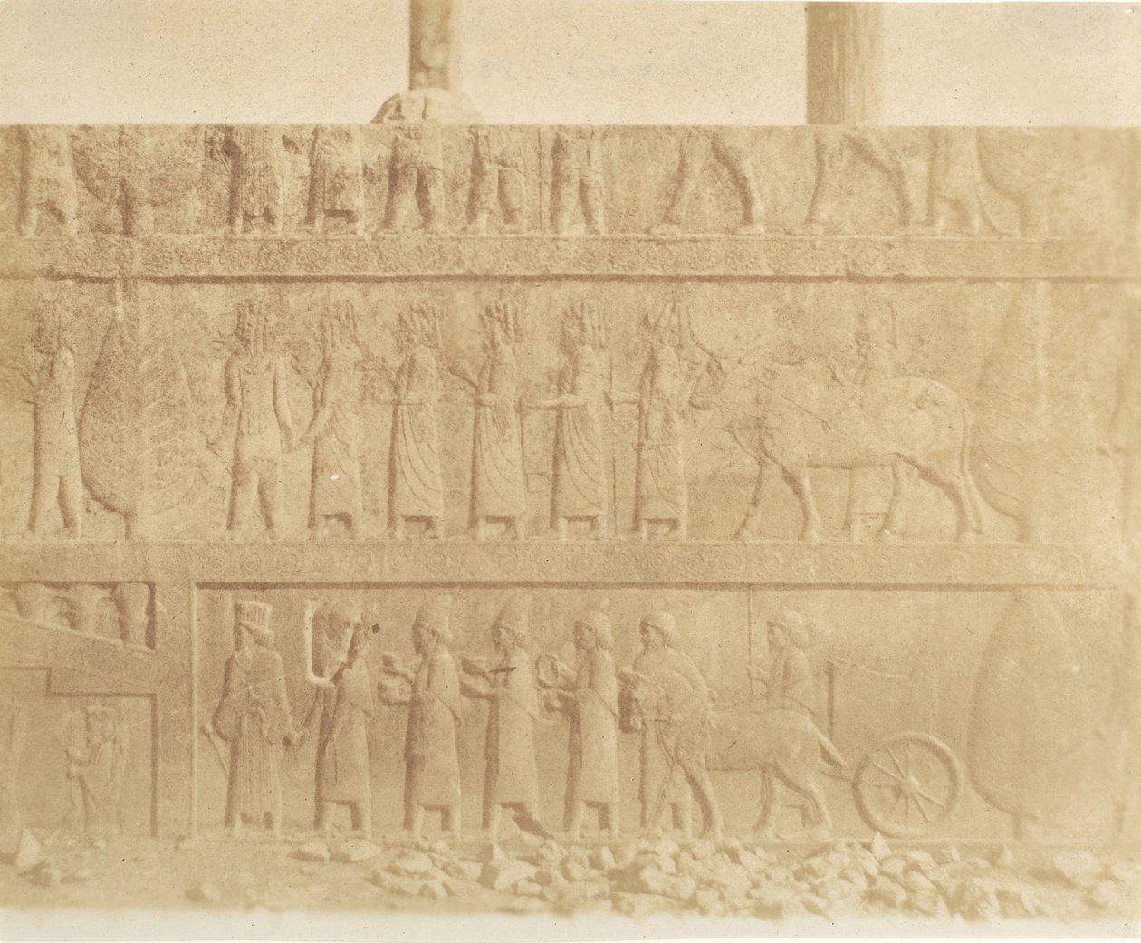 Büyük merdivenin cephesindeki alay, 1858. by Luigi Pesce
