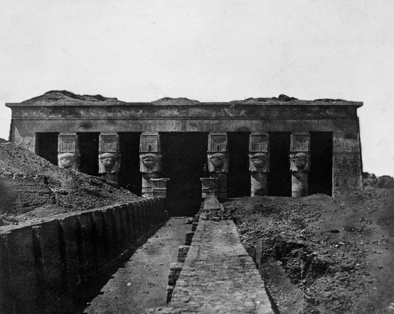 Denderah Tapınağı, Yukarı Mısır, 1852 by Maxime Du Camp