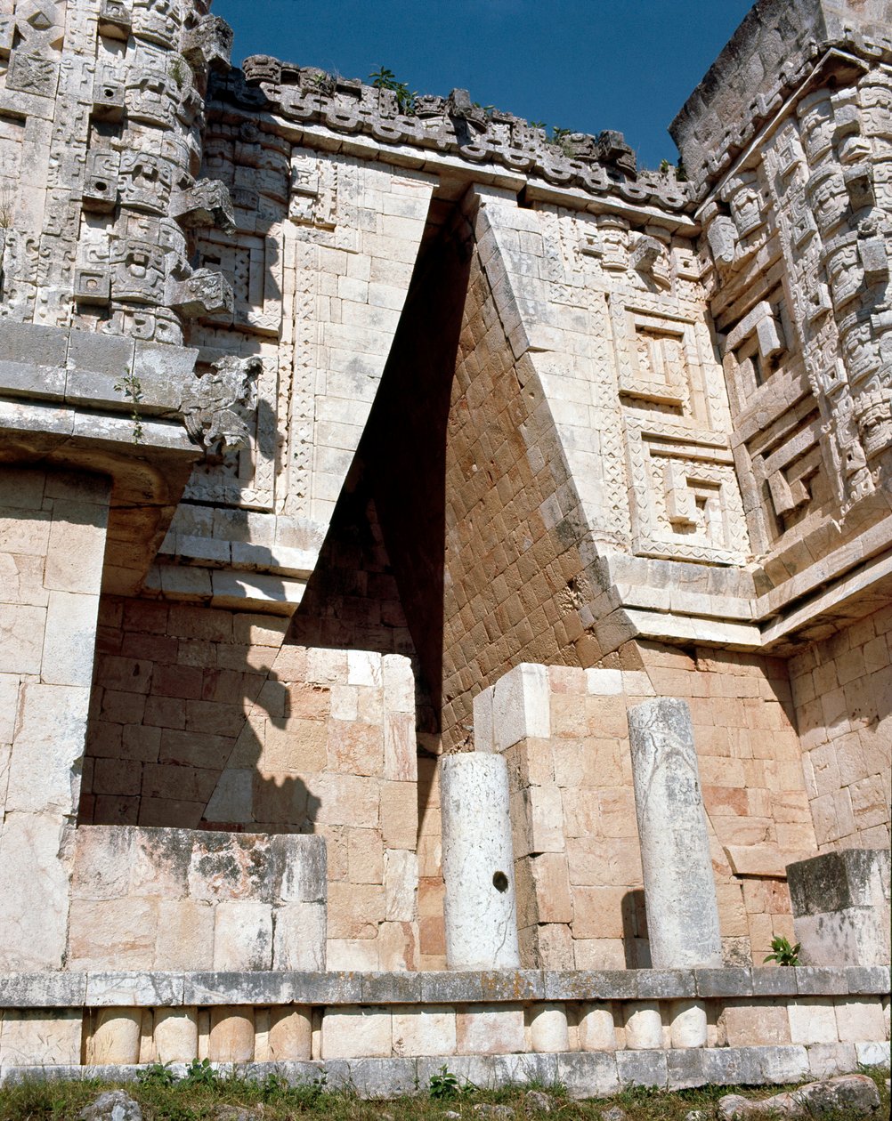 Vali sarayı, 6. yüzyıl by Mayan Mayan