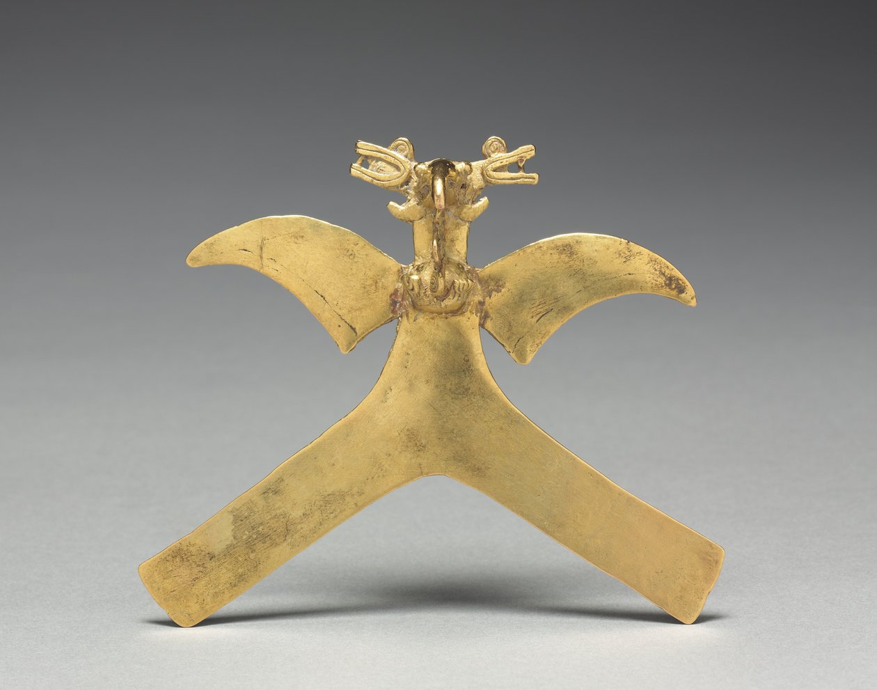 Kuş Kolye, c. 1000-1550 (dökme altın) by Mesoamerican Mesoamerican