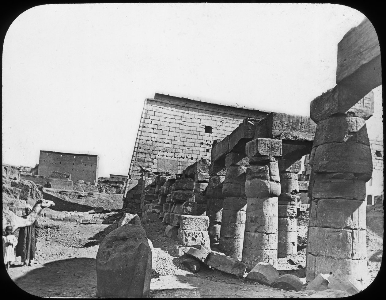 Büyük Tapınak, Luksor, Mısır, c1890 by Newton and Co