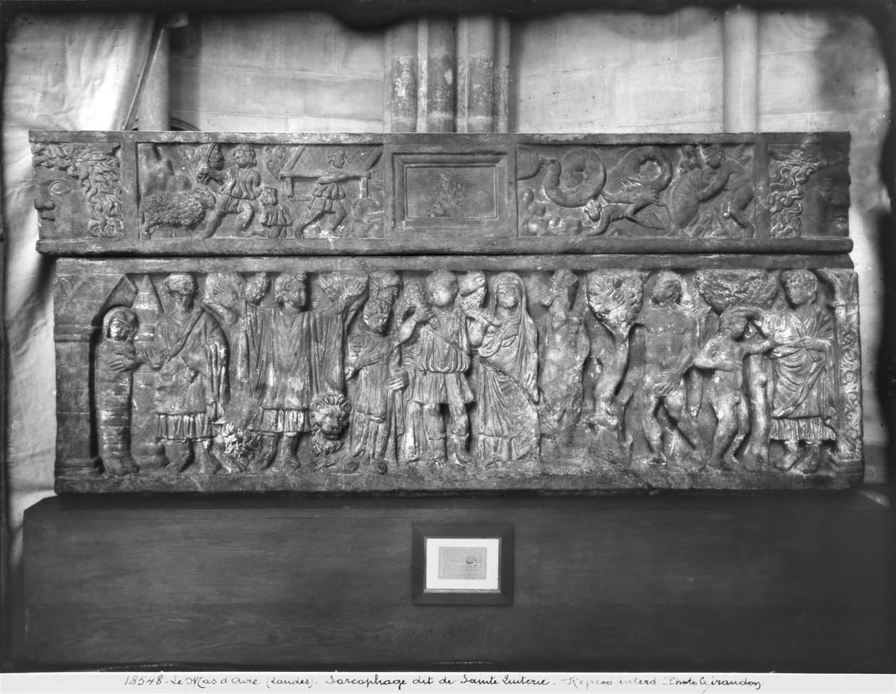 ಸೇಂಟ್ ಕ್ವಿಟೆರಿ ಟರ್ಕಿಯ ಸಾರ್ಕೊಫಾಗಸ್ by Paleo Christian
