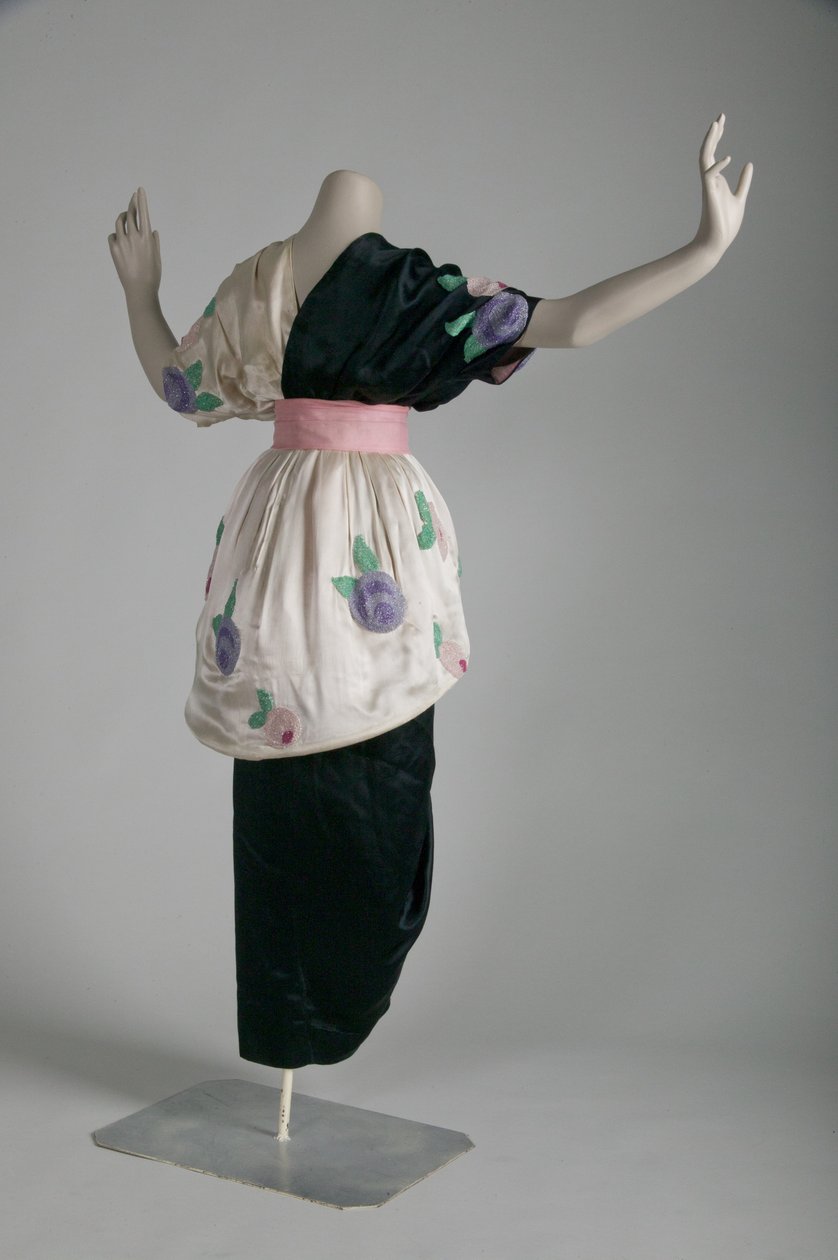Şerbetli gece elbisesi by Paul Poiret