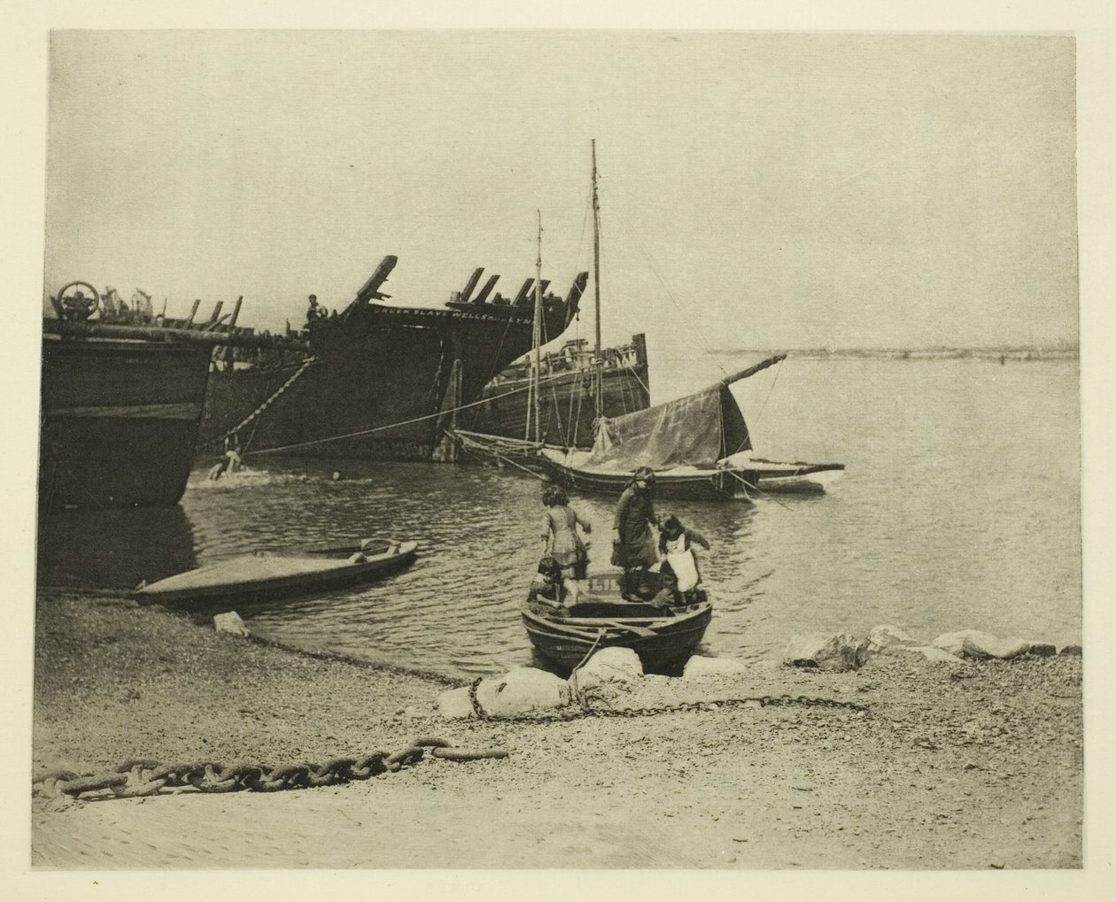 Eski Hulklar by Peter Henry Emerson