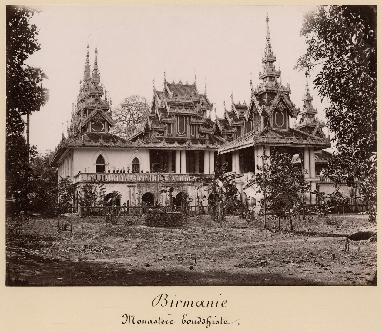Teik Kyaung manastırı, Ka Toe adası, Moulmein, Burma, c.1848 (albüm baskısı) by Philip Adolphe Klier