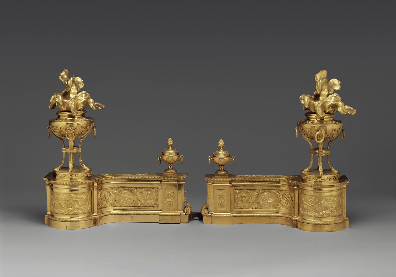 Andirons, c.1770-80 (altın yaldızlı bronz) by Pierre Gouthière