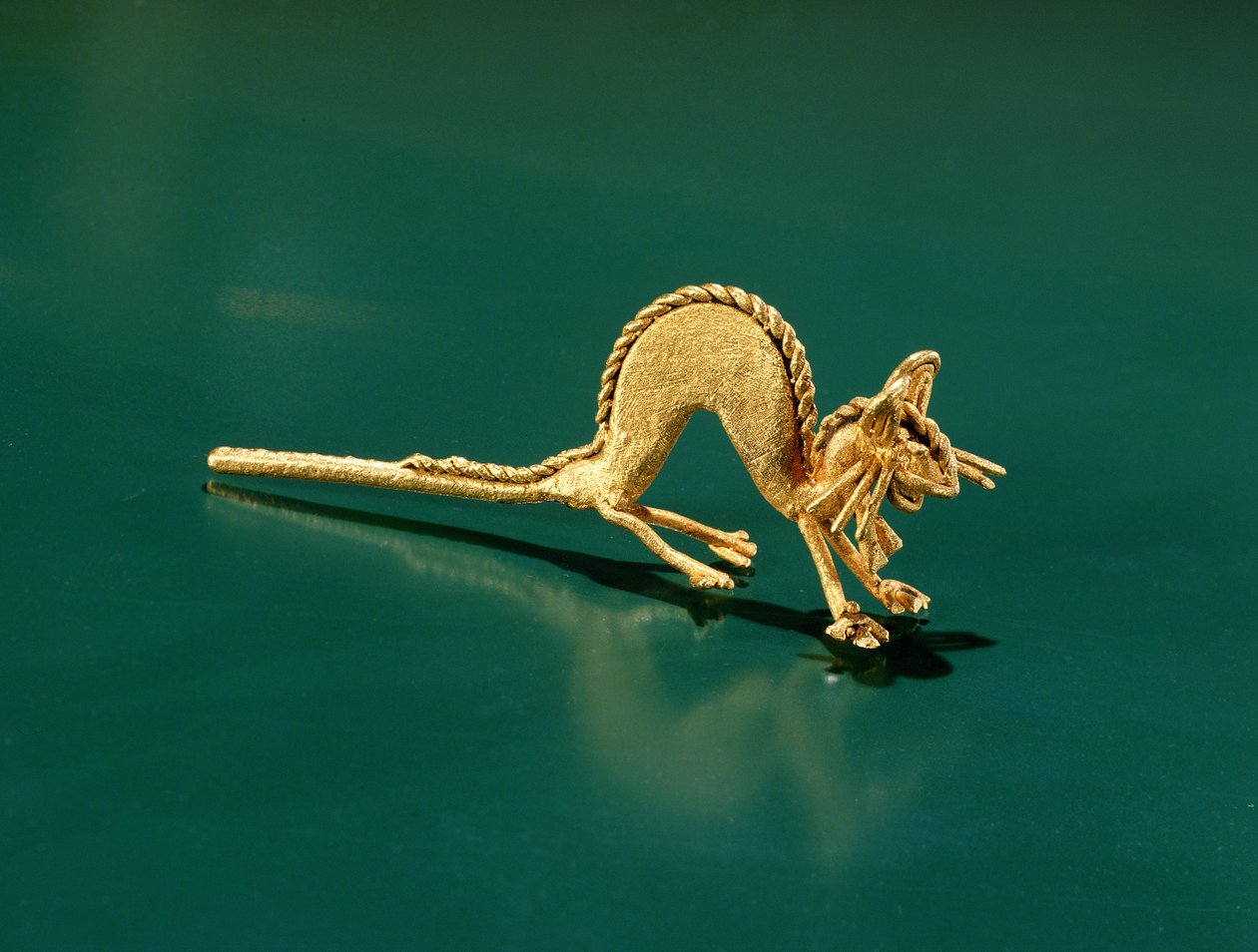 ಮುಯಿಸ್ಕಾ ಡ್ರ್ಯಾಗನ್ (ತುಂಬಗಾ) ಟರ್ಕ್ by Pre Columbian
