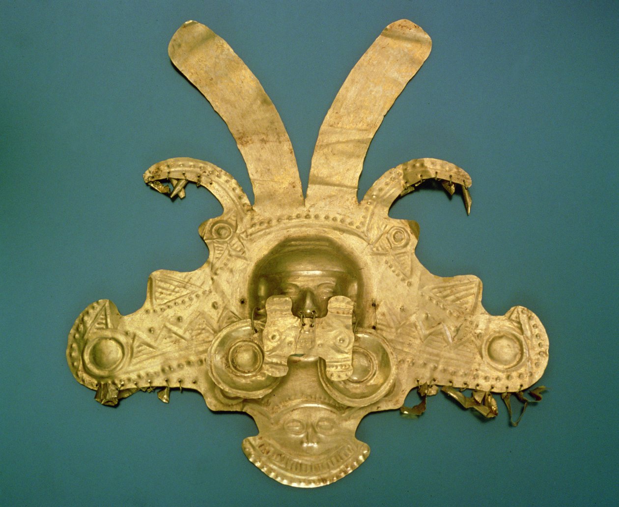 Erken Calima diadem (kesim ve dövülmüş altın) by Pre Columbian
