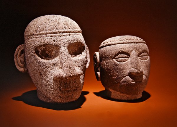 ಮುಖ್ಯಸ್ಥರು, ಕೋಸ್ಟರಿಕಾ ಟರ್ಕಿ by Pre Columbian Pre Columbian