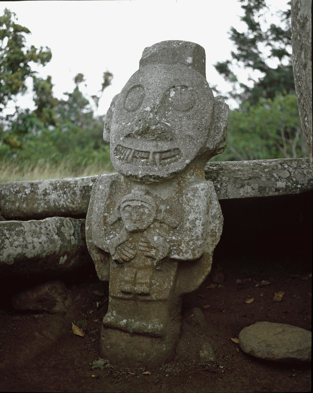 Doğurganlık tanrıçasının megalitik heykeli by Pre Columbian Pre Columbian