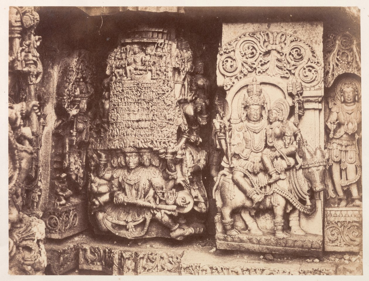 Hoysaleswara Tapınağı Heykeli, Halebid, 1856-1857. by Richard Banner Oakeley