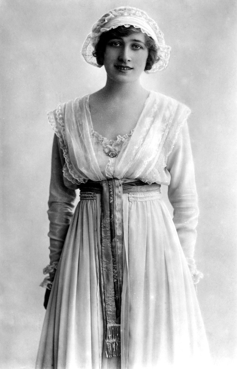 Phyllis Dare 1890-1975, İngiliz aktris, 1900