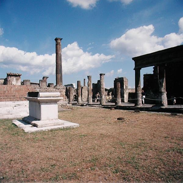 Forum by Roman