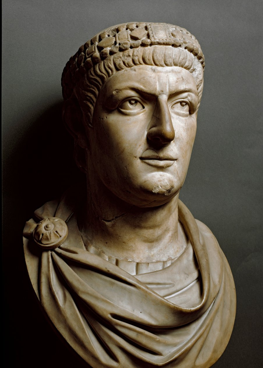 Büyük Konstantin Büstü (Mermer heykel) by Roman