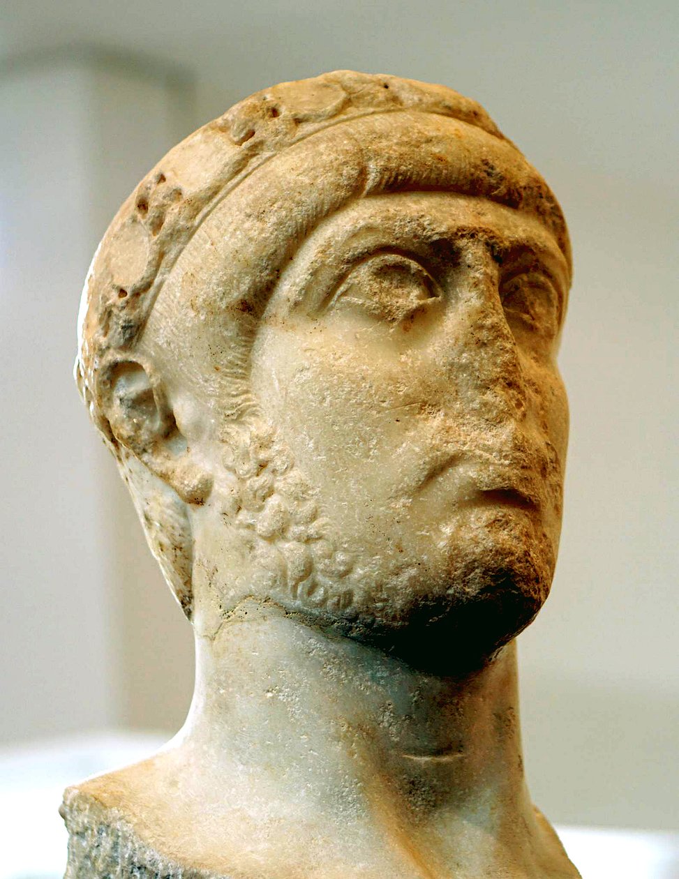 İmparator Gratianus büstü by Roman