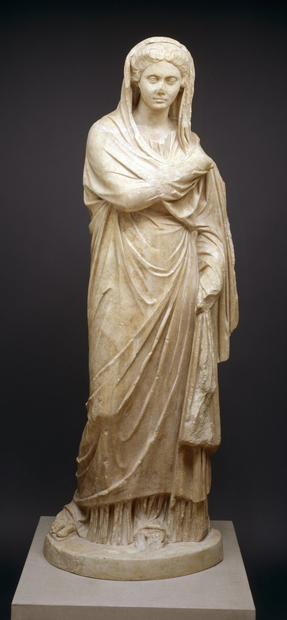 Kadın figürü, MS 2. yüzyıl (mermer) by Roman