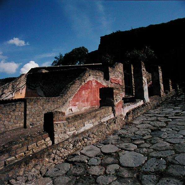 Via dellAbbondanza by Roman