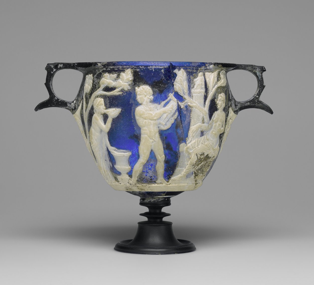 Cameo Cam Skyphos, c.1 AD (cam) by Roman Imperial Period