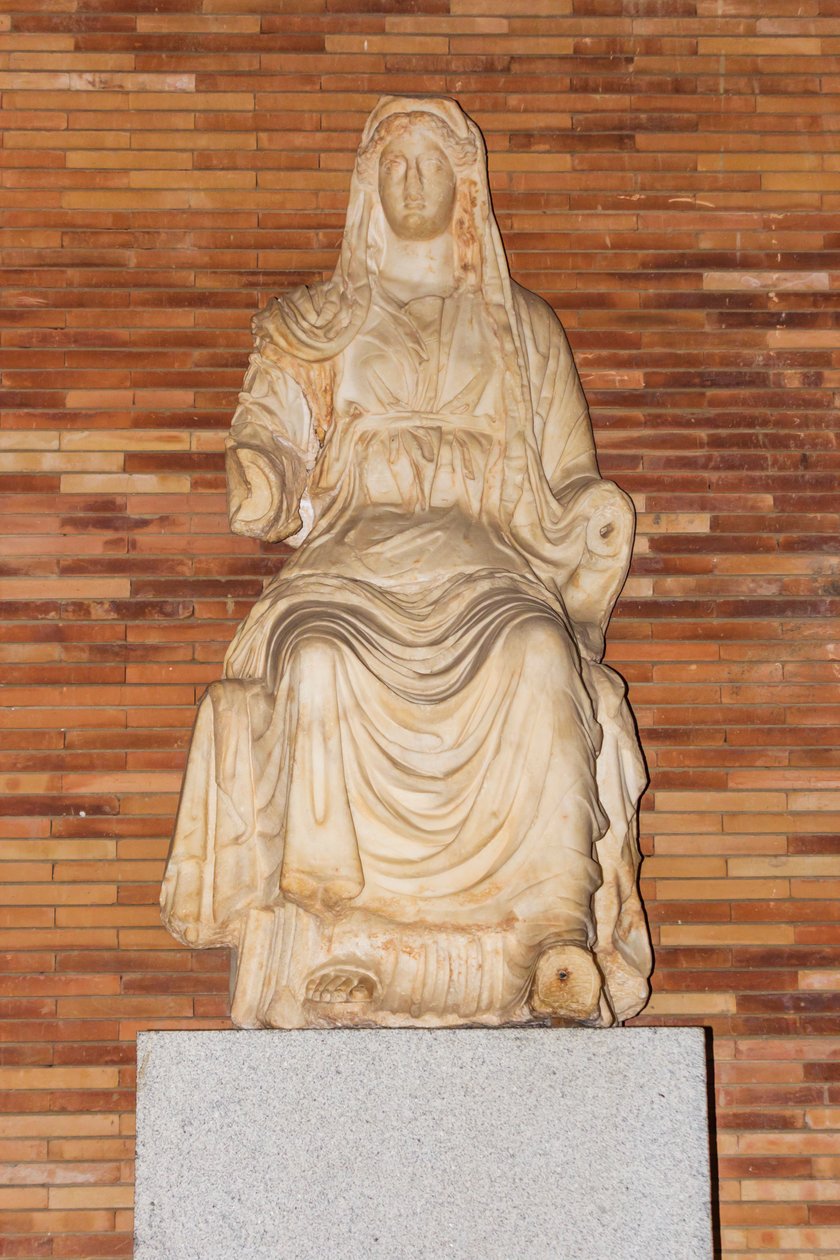 Ceres Heykeli by Roman Roman