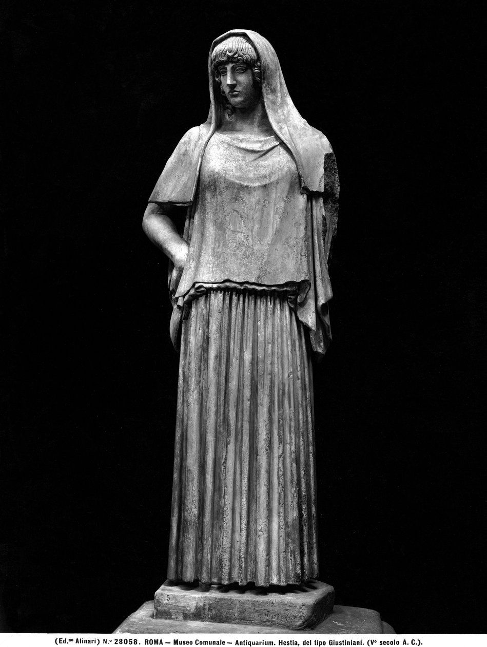 Hestia Heykeli (mermer) by Roman Roman