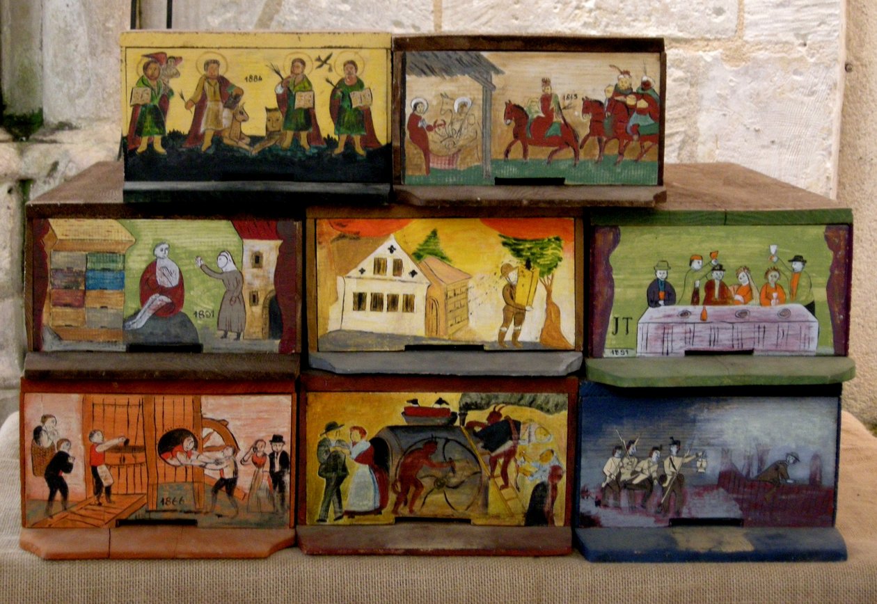 Arı kovanları (ahşap) by School Slovenian