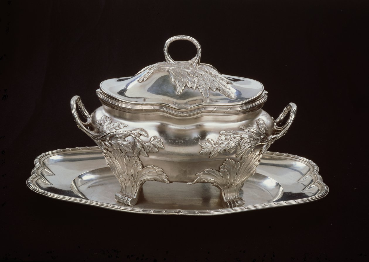 Tabağı ile Tureen (gümüş) by Spanish School