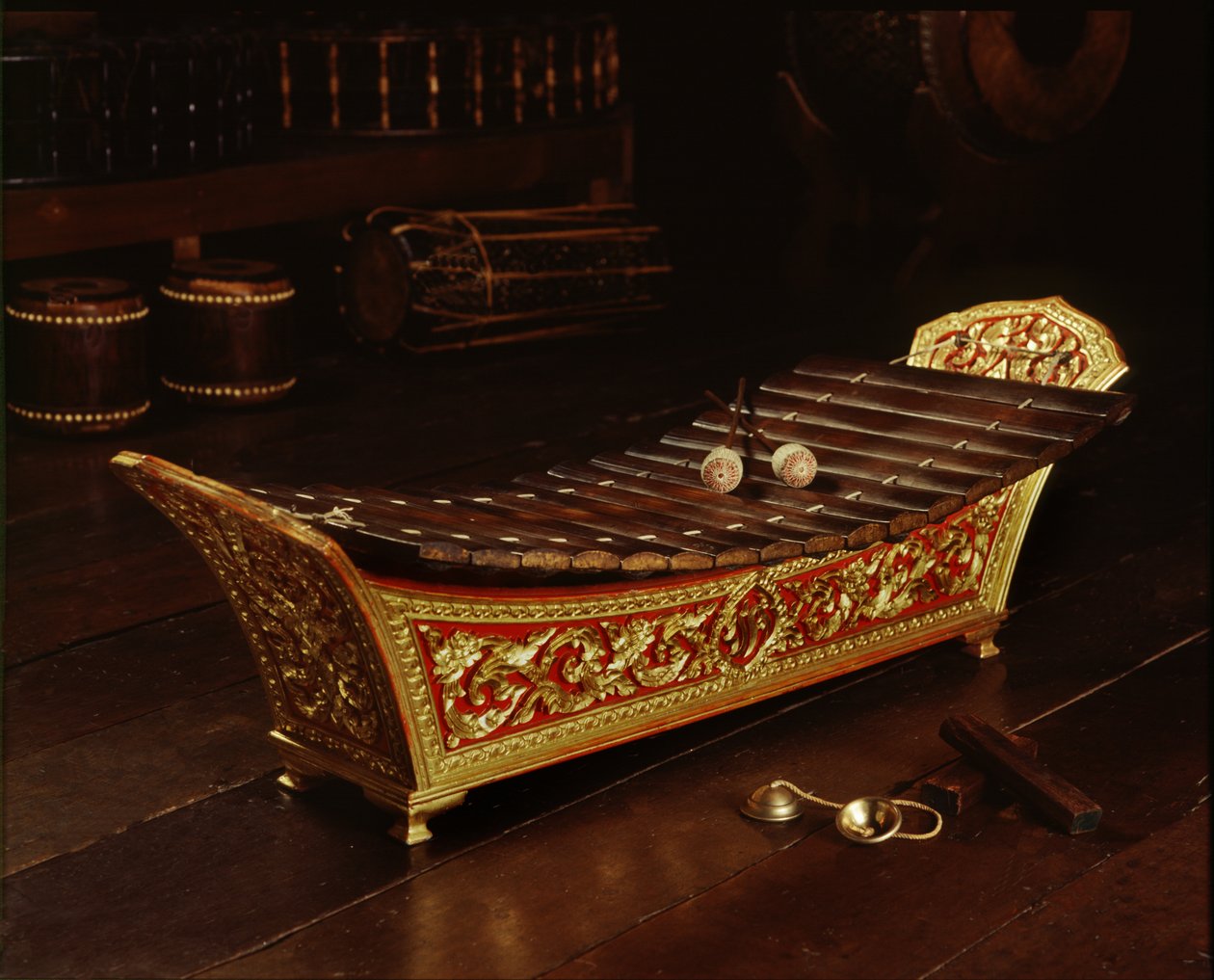 Ranad (ahşap) by Thai School