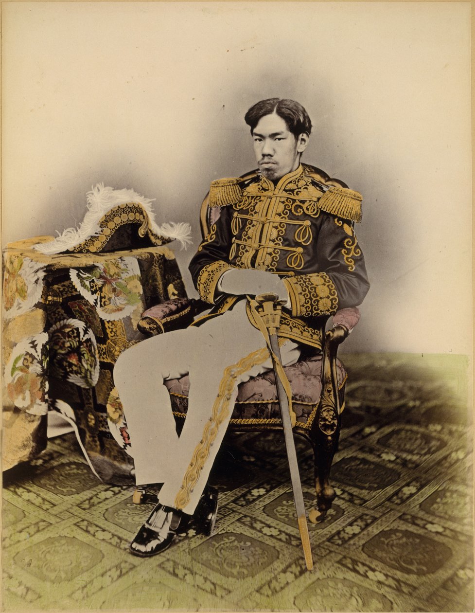 Mutsuhito, The Meiji Emperor, 1872 (uygulanan renkle cam negatiften gümüş albüm baskısı) by Uchida Kuichi
