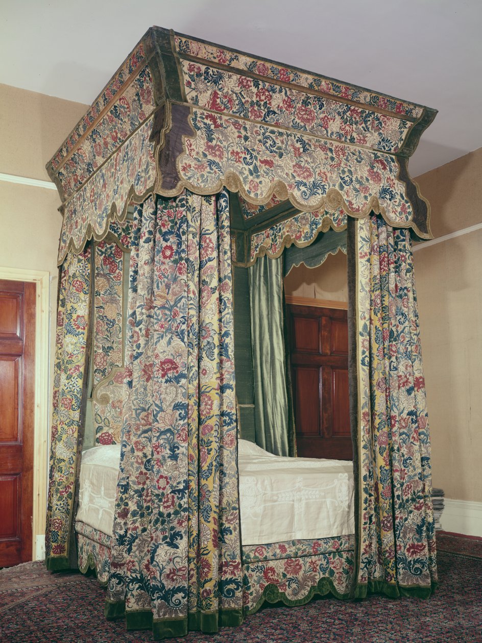 İşlemeli askılı dört direkli karyola, c.1702-10 by Unbekannt Unbekannt