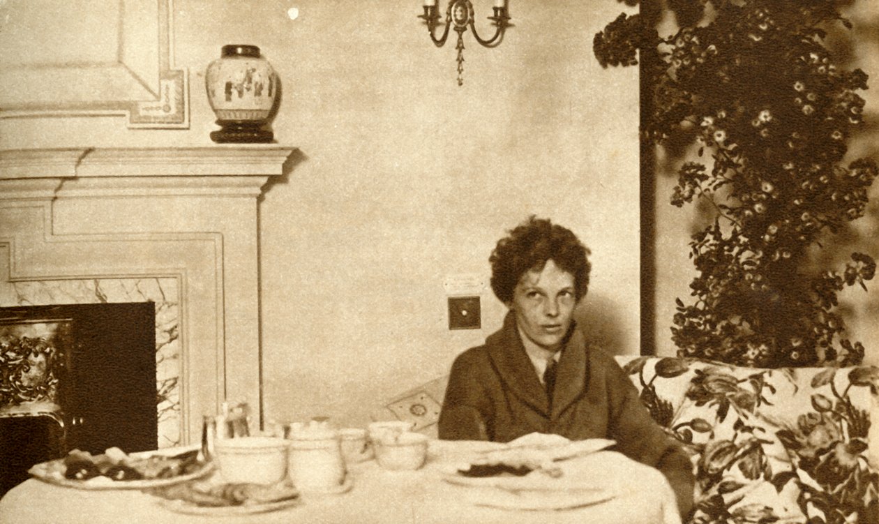 Amelia Earhart, 1928, 1935. by Unbekannt