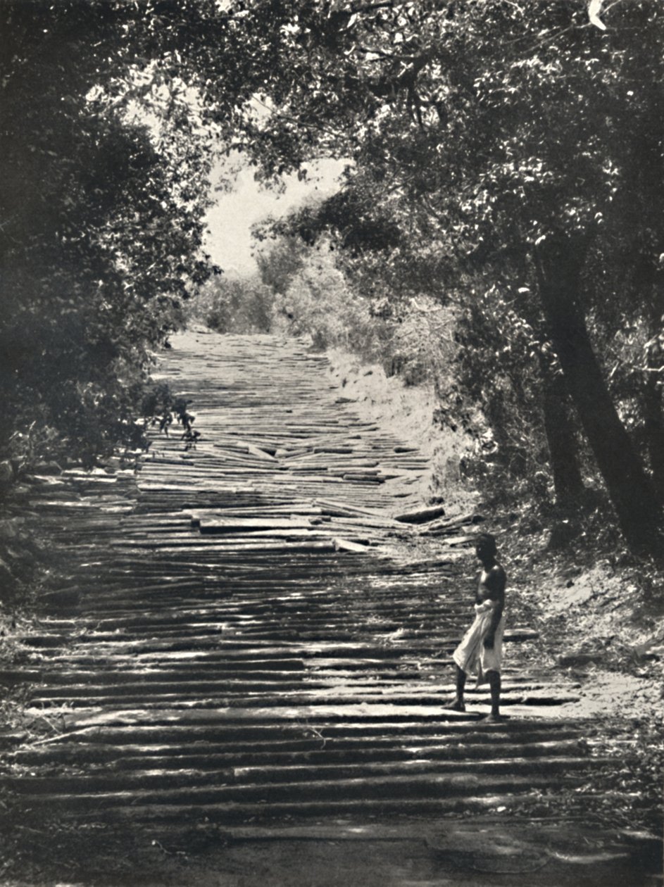 Mihintale taş merdivenlerin başlangıcı, 1926 by Unbekannt