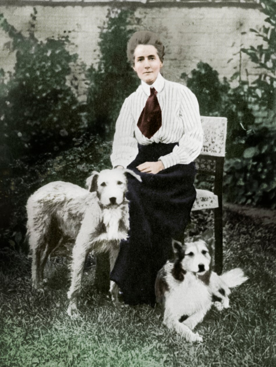 Edith Cavell evcil köpekleriyle birlikte, c1915 by Unbekannt