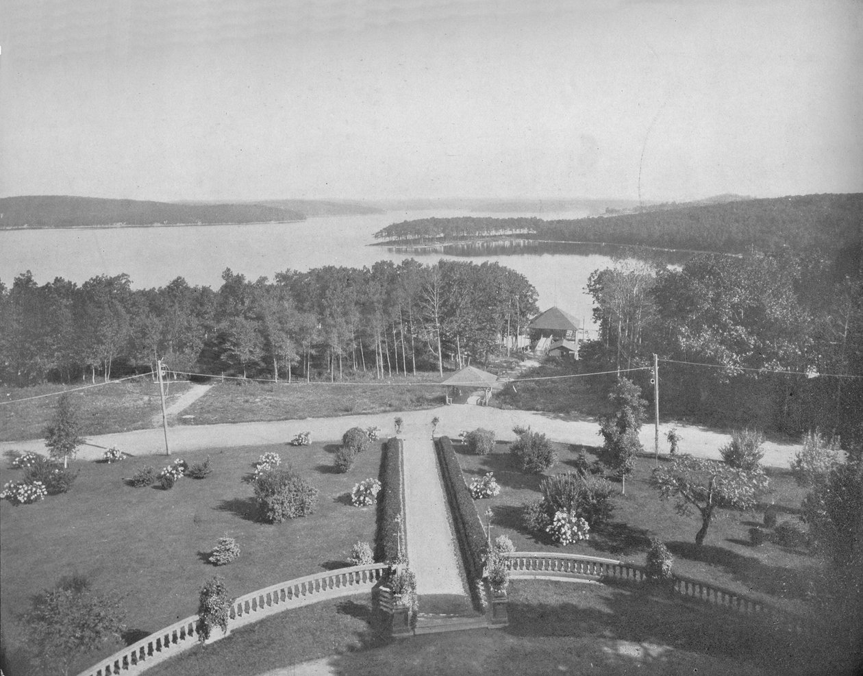 Hopateong Gölü, New Jersey, c1897. by Unbekannt