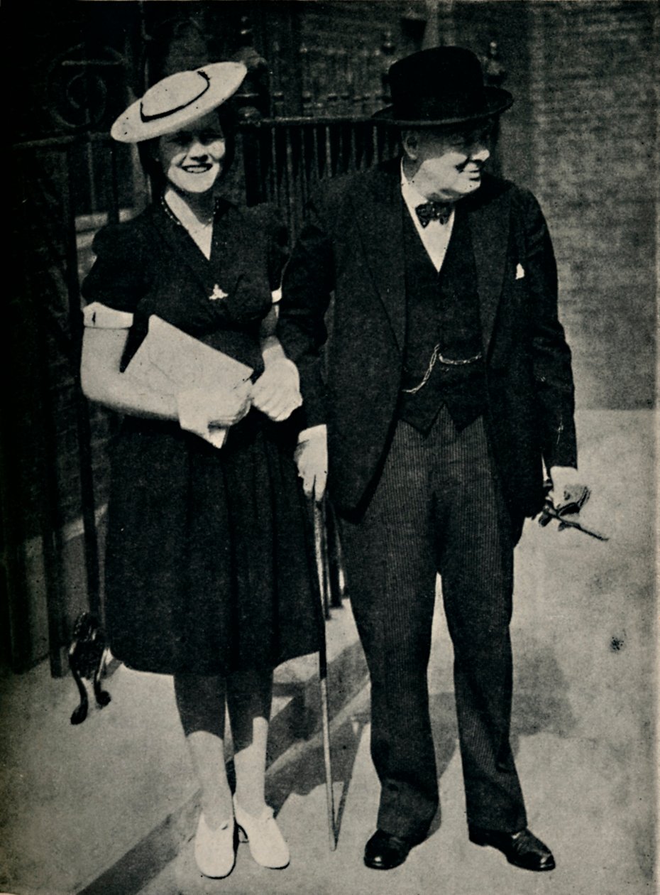 Mary Churchill ve Babası, c1945. by Unbekannt