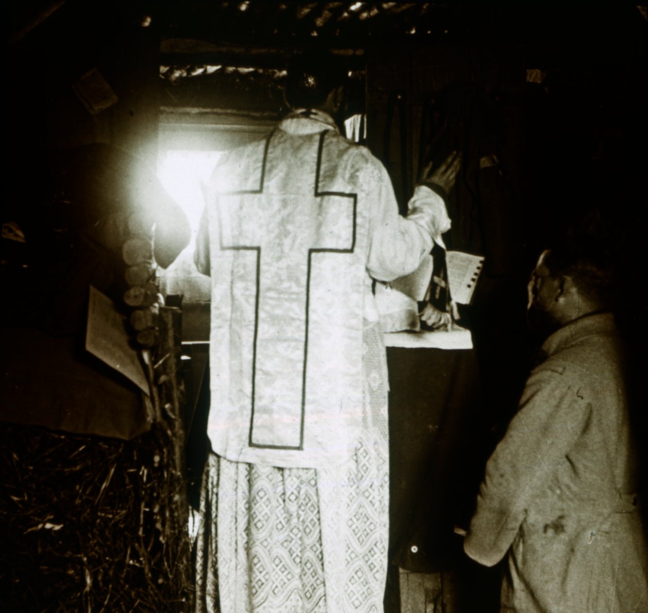 Siperlerdeki kütle, c1914-c1918 by Unbekannt