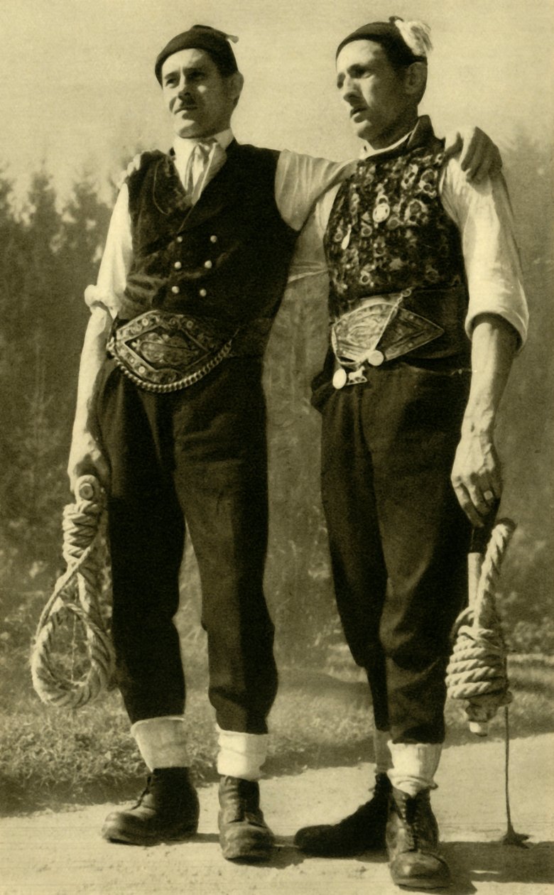 Geleneksel kıyafetli erkekler, Mühlviertel, Yukarı Avusturya, c1935. by Unbekannt