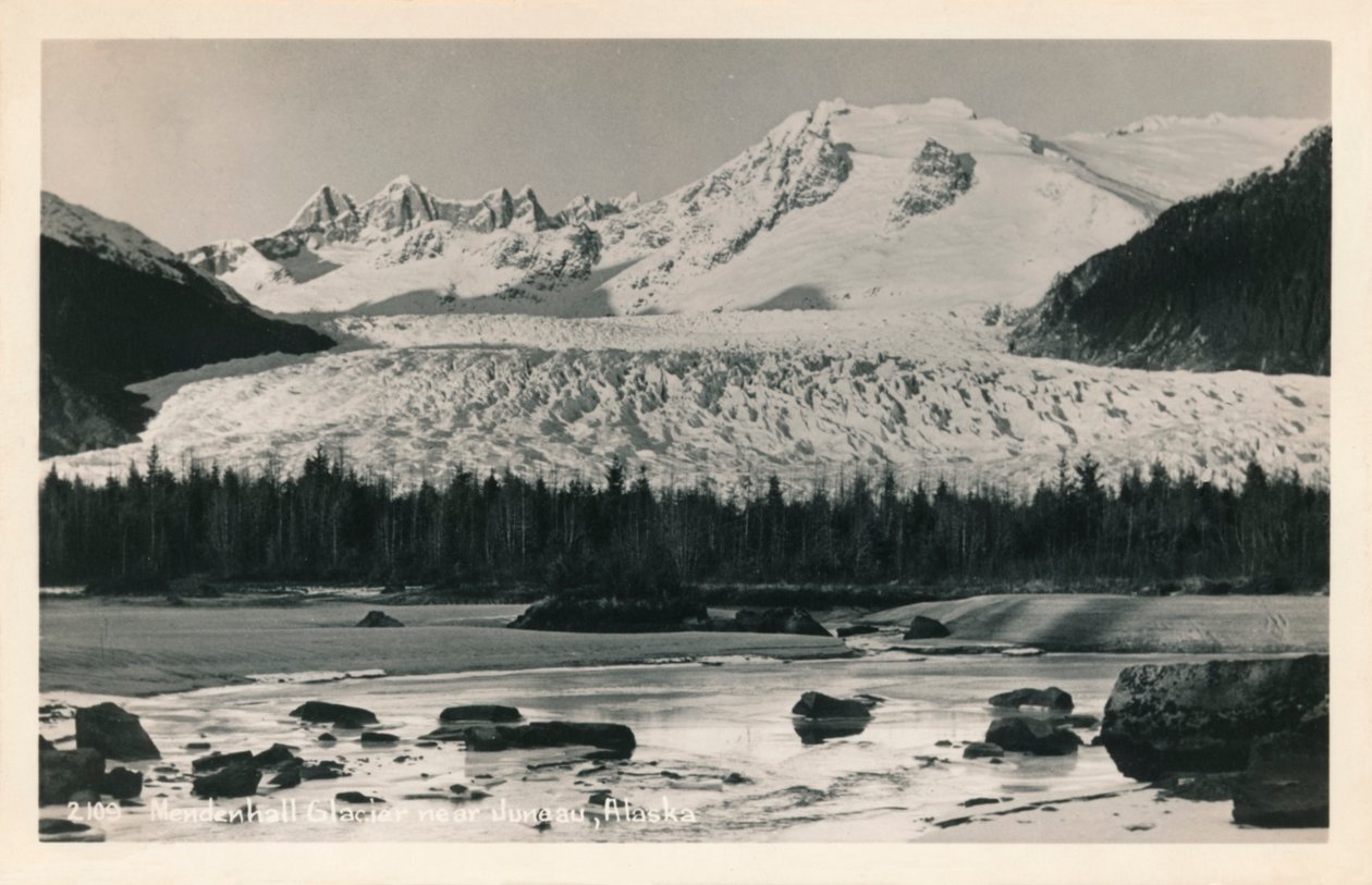 Juneau yakınlarındaki Mendenhall Buzulu, Alaska, 1940. by Unbekannt