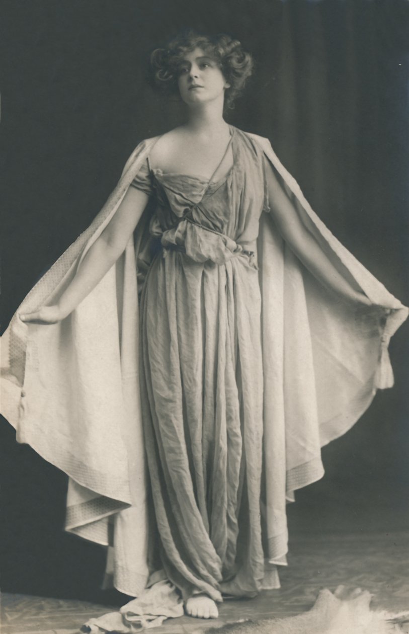 Bayan Gabrielle Ray, 1883-1973, c1930. by Unbekannt