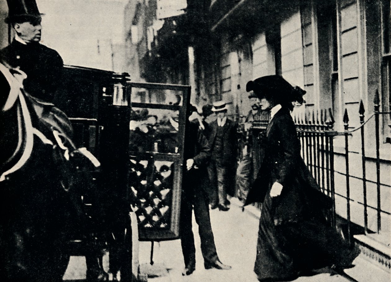 Bay Churchill Balayı için Ayrılıyor, 1908, 1945. by Unbekannt