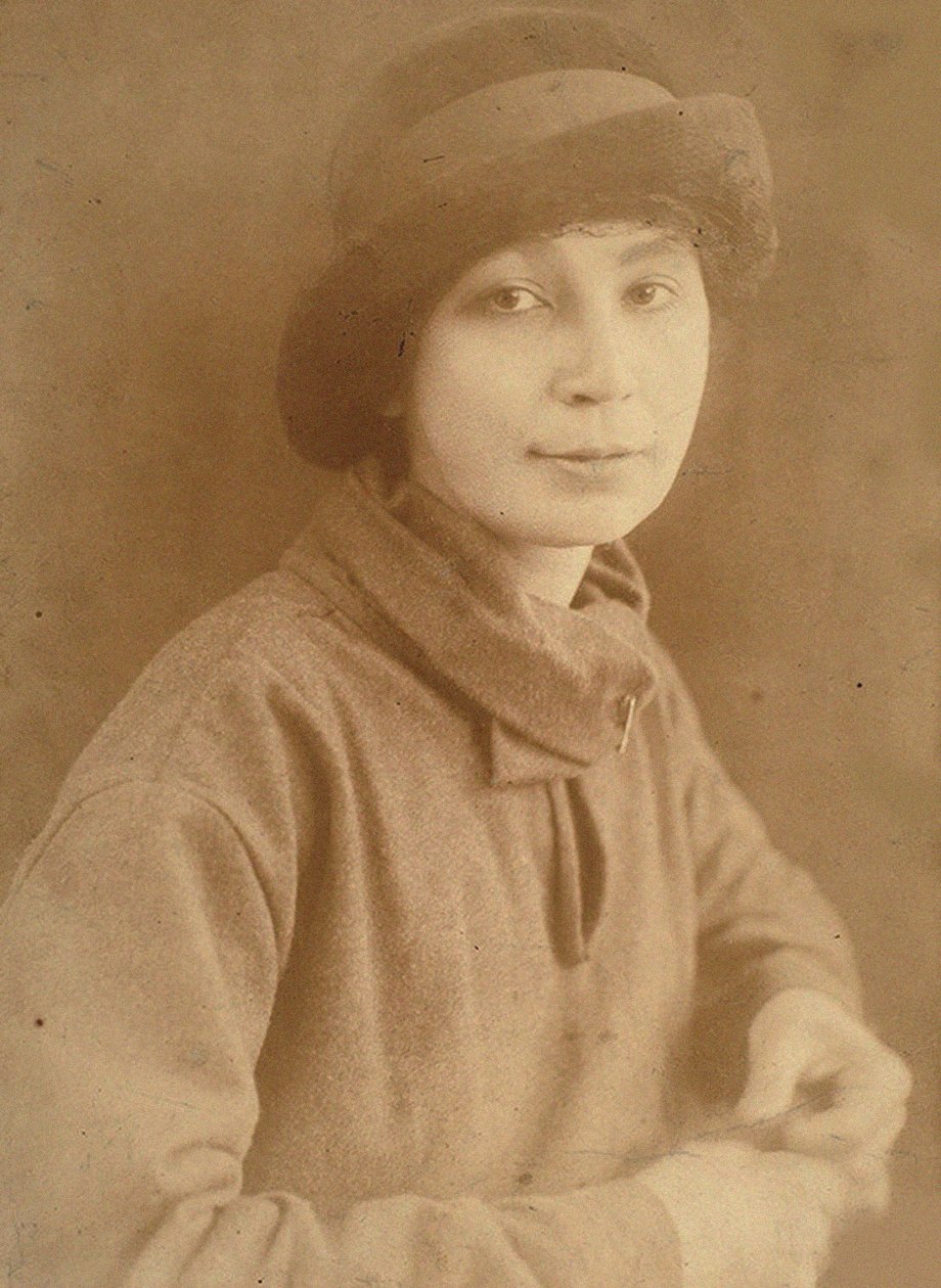 Natalia Sergeevna Goncharova 1881-1962, Paris, 1917. by Unbekannt