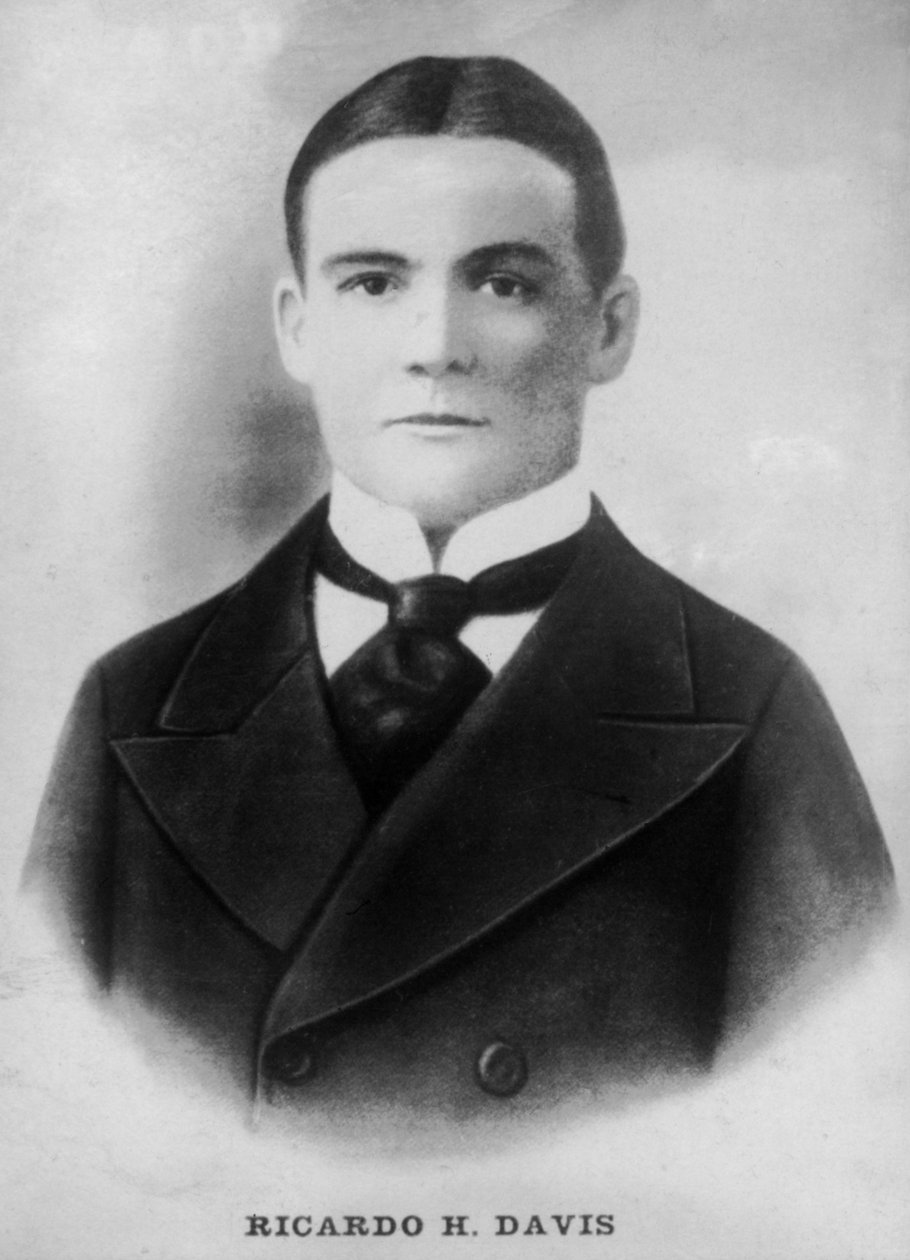 Ricardo H. Davis, 1920