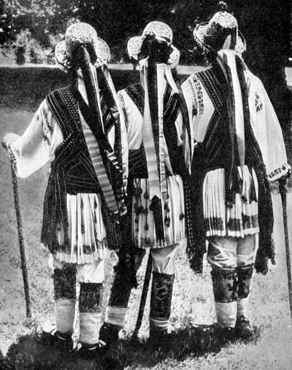 Rumen dansçılar, 1936 by Unbekannt